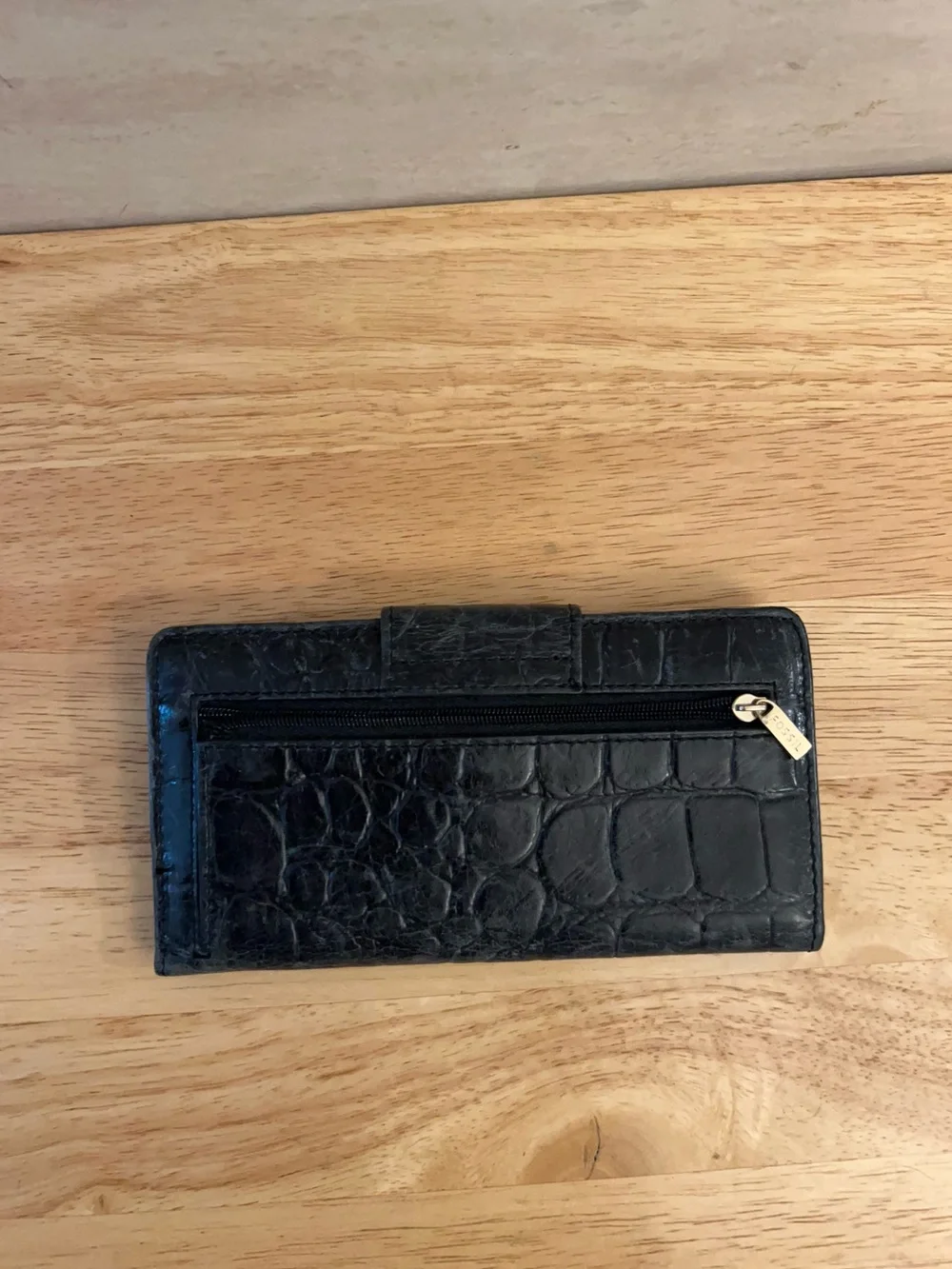 Fossil Issue 1954 line black bifold wallet, Genuine Cow-Hide Leather
